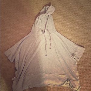 Grey half sleeved pullover sweatshirt